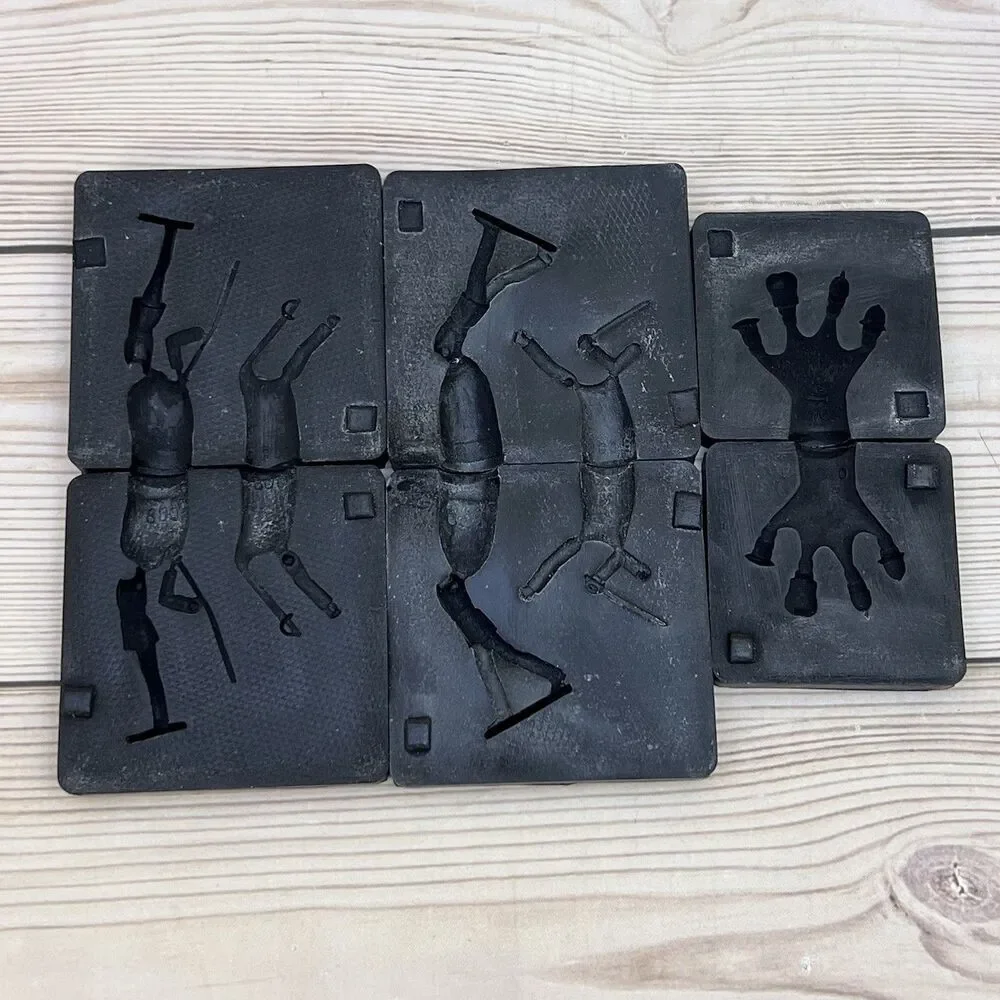 VTG Prince August Traditional British Toy Soldiers Parade Mould Kit 800 -3 Molds